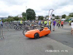 PBP 2015 Strada alone ved kontrol